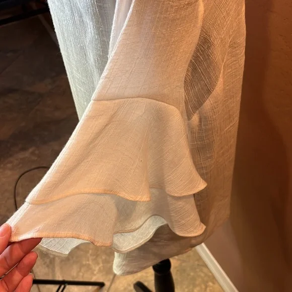 ALYX -  Luxury Blouse 
Size Medium - Picture 3 of 4